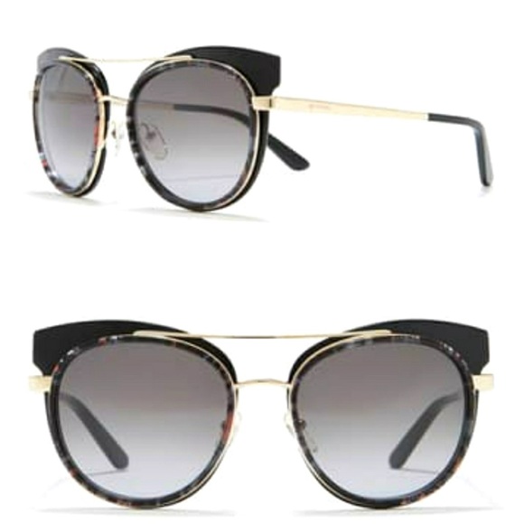 Etro 54mm et654S sunglasses. Used once.  No scratches.  Mint condition - Picture 2 of 6